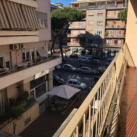 Vmh Vatican Modern House ローマ